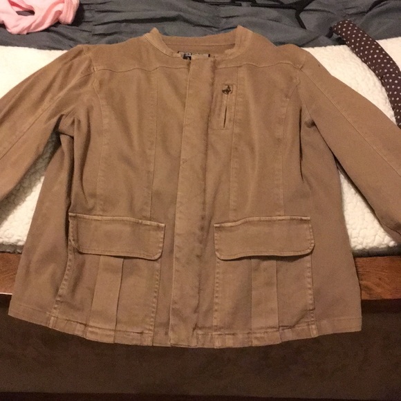 Jacket - Picture 2 of 3